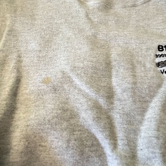 390th Bomb Group (H) Gray Sweatshirt Size Large Veterans Assoc B17 Plane STAINED - Picture 3 of 10